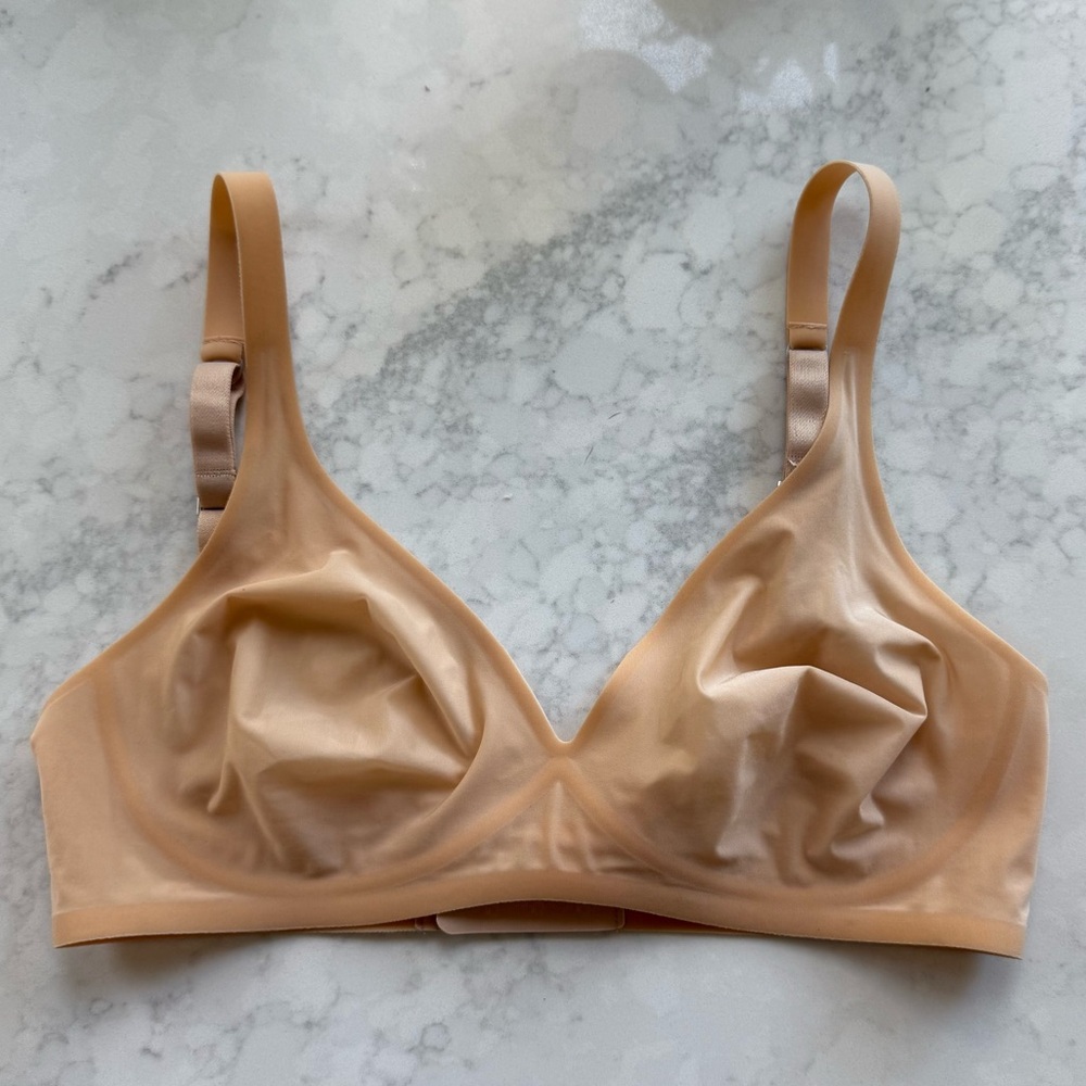 Wolford Skin 3W Wireless Nude Bralette/Bra Women's Size EU36/US6 EUC $130 - Picture 3 of 9